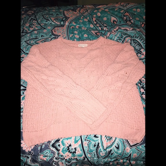 Aeropostale sweater - Picture 1 of 2